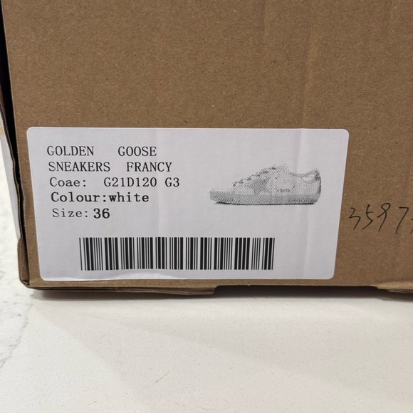 Faux Golden Goose practically brand new ￼ - Picture 12 of 16